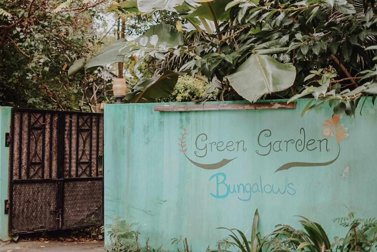 Hotel Green Garden Strand Bang Rak Exterior foto